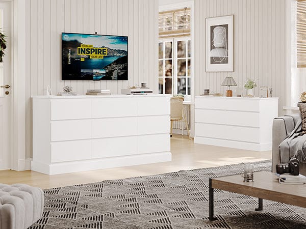 desks